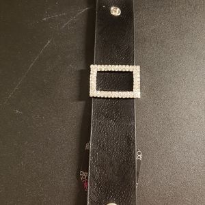 Paparazzi wrap bracelet with snap closure